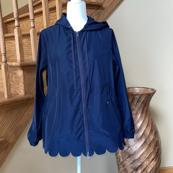 NWOT RED VALENTINO NAVY BLUE SEMI GLOSSY NYLON FLARED SCALLOPED EDGE ZIP JACKET - Picture 9 of 15